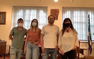 Plentziako EH Bilduko zinegotziek protesta egin dute eta ez dira gaurko udalbatzara joan