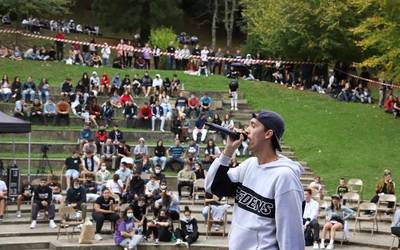 Rap-ak gazte mordoa erakarri du Monterronera