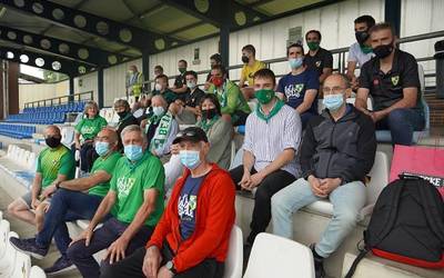 Beti Gazte futbol taldea animatzera jokalariekin batera Larrabetzura autobusean joateko aukera izanen dute bazkideek