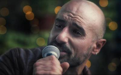 Mikel Zamora: "Nire kantuen disko labur bat egingo dut"