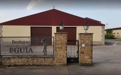 Langile bat hil da Eltziegoko upategi batean, makina batek harrapatuta