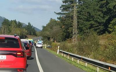 Zauritu bat A-625 errepidean gertatutako trafiko istripuan