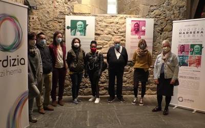 Ordizia Harrera Herria erakusketak hasiera eman dio Kulturen arteko topaketari