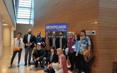 Astelehenean estreinatuko dute 'Artxipielagoa'