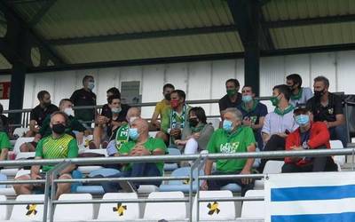 Beti Gazte futbol taldea animatzera Amurriora autobusean joateko aukera izanen dute bazkideek