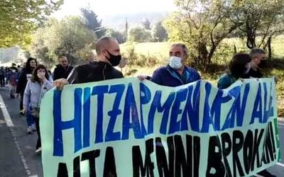 Beste bi greba eta mobilizazio egun egin dituzte Aita Menniko langileek