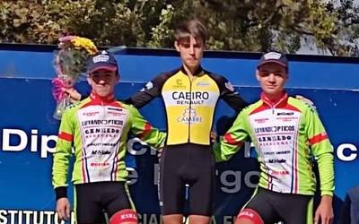 Hiru podium eskuratu dituzte Hodei Muñozek eta Asier Berazak asteburuan