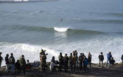 Azaroaren 1ean hasiko da Punta Galea Challenge surf-txapelketaren itxarote-epea