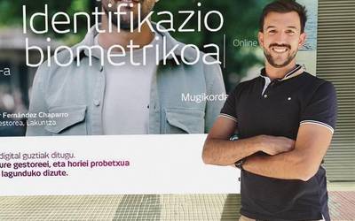 "Laboral Kutxako kanpaina grabatzea esperientzia oso polita izan da"