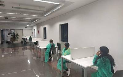 Hainbat gaztetxok parte hartu dute Aizkibel Liburutegiko zientzia tailerren lehen saioan