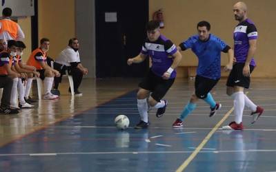 Azken minutuan egindako golari esker garaipena etxean geratu da (2-1)