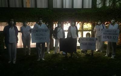 "Ratio duinagoak" aldarrikatzeko, protesta egin dute San Jose egoitzan