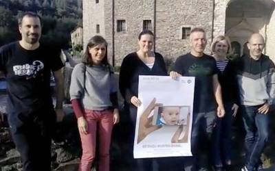 Eremu digitalean zaintzearen aldeko hainbat ohar zabaldu dituzte goizuetarrek eta aranoarrek