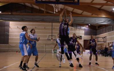 MU garaile etxean, Becedo Santanderren kontra