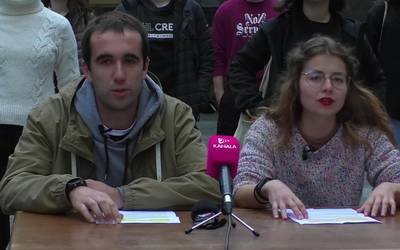 Pairatutako erasoak salatzeko elkarretaratu ziren Tolosaldeko Itaia eta Tolosako Gazte Asanblada