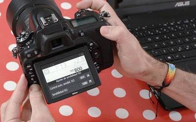 Merkataritzari bideratutako argazkigintza digitalari buruzko ikastaroa antolatu du UKUEk