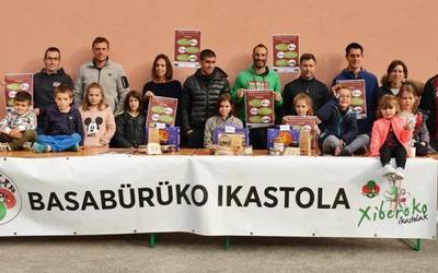 Zuberoako ikastolei laguntzeko otarrak salduko ditu Elgoibarko Izarrak