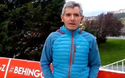 Mintxo Astiz: "Itxura bat ematen dute, baina euskaraz hitz egiteko eskubideak kentzen dizkigute"