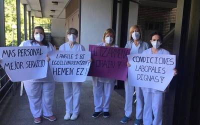 Adinekoen egoitzetako langileek hitzarmena berritzeko eskatu dute beste behin ere
