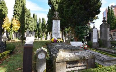 Artearen eta memoriaren ispilu