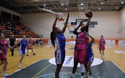 Esku hutsik gelditu dira berriro Iraurgi Saskibaloiaren talde nagusiak