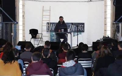Andoni Olariagak burujabetza izan du berbagai Ernairen Jardunaldi Nazionalean