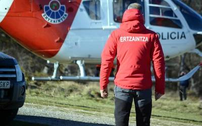 Gaztetxo bat erreskatatu dute Zirauntzaren iturburuan