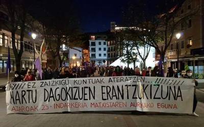 Azaroaren 25aren harira, hitzaldiak eta autodefentsa feminista tailerra izango dira hil honetan