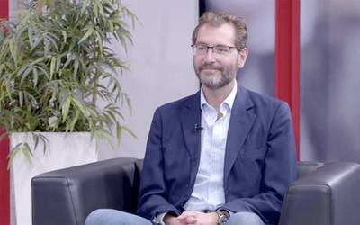 Matthew Barraclough: «Oso pozik nago nik bezala tokiko albisteak maite dituen jendearekin lan egiteaz»