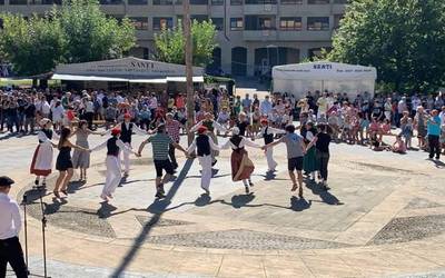 Gaur hasiko da Etxanoko 'Euskal Herriko doinuak' jaialdia