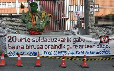 Soldadutzaren amaieratik 20 urtera ere gerrarik gabeko mundua aldarrikatzen