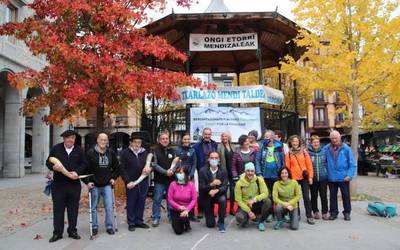 Emakumee mendizaleen garrantzia aldarrikatu dute gaur Txarlazon