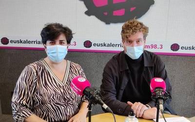 "Poliziak etorkinei hitzordu tranpak jartzea bidegabekeria latza da"