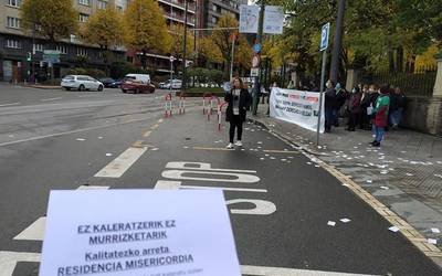 "Bidegabeko kaleratzea" gaitzetsi dute Misericordiako langileek
