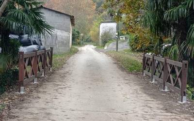 Bide Berdearen Sunbillako zatian itxitura lanak egin ditu Uraren Bailarak