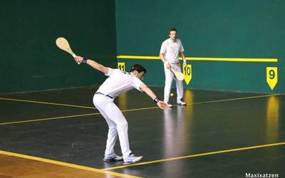 Kluben Arteko Txapelketaren finala jokatuko dute Jokin Aizpuruk eta Iker Epeldek, gomazko paleten kategorian