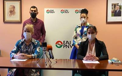 Durangoko Azoka "zuhurtziaz"  antolatzeko eskatu die EAJk Gerediagari eta udalari