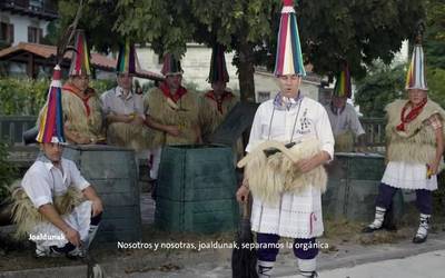 'Nafarroa organikora apuntatzen da' kanpaina Lekarozen aurkeztu dute