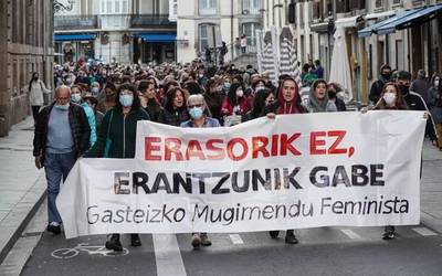 Bi gizon espetxeratu dituzte adingabe bati sexu erasoak egitea egotzita