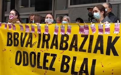 Armagintzan BBVAren erantzukizuna salatu zuen aktibistari babesa erakutsi diote