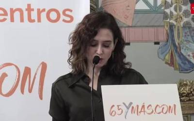 Diaz Ayuso: “Nafarroan telebistaren bidez euskara inposatu nahi dute, funtzio publikoan sartzeko aukera gehiago edukitzeko"