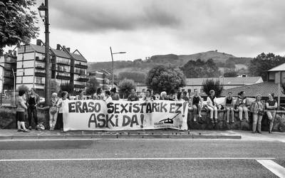 Ortziralean, Indarkeria Matxistaren Kontrako Egunaren biharamunean, manifestazioa antolatu dute Beran