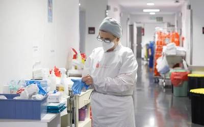 Atzo 25 positibo atzeman zituzten gure lurraldean, Nafarroa osoan 319