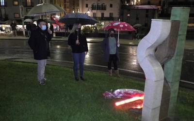 Atzo Ana Isabel Arostegi eta Javier Mijangos ertzainen hilketaren 20. urteurrena bete zen