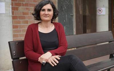 «Haur hauei euskaraz aritzeko espazioak eskaini behar zaizkie»