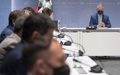 Goreneko fiskaltza EAEn ziurtagiria eskatzearen alde azaldu da