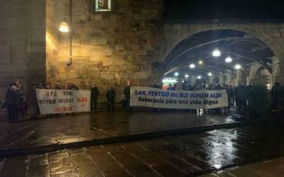 Lan, pentsio eta bizi baldintza duinen alde mobilizatu dira Durangaldean