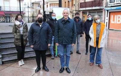Bazterkeria egoeran daudenentzat gaueko zerbitzua ezartzeko konpromisoa berretsi du Urola Kostako EH Bilduk