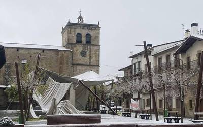 Elurrarekin estalpea behera