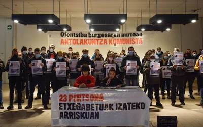 Etxegabetze arriskuan dauden 23 lagunen egoera salatu du Etxebizitza Sindikatuak